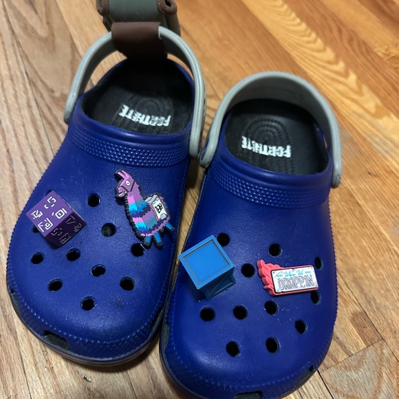 Fortnite Crocs - Picture 3 of 3